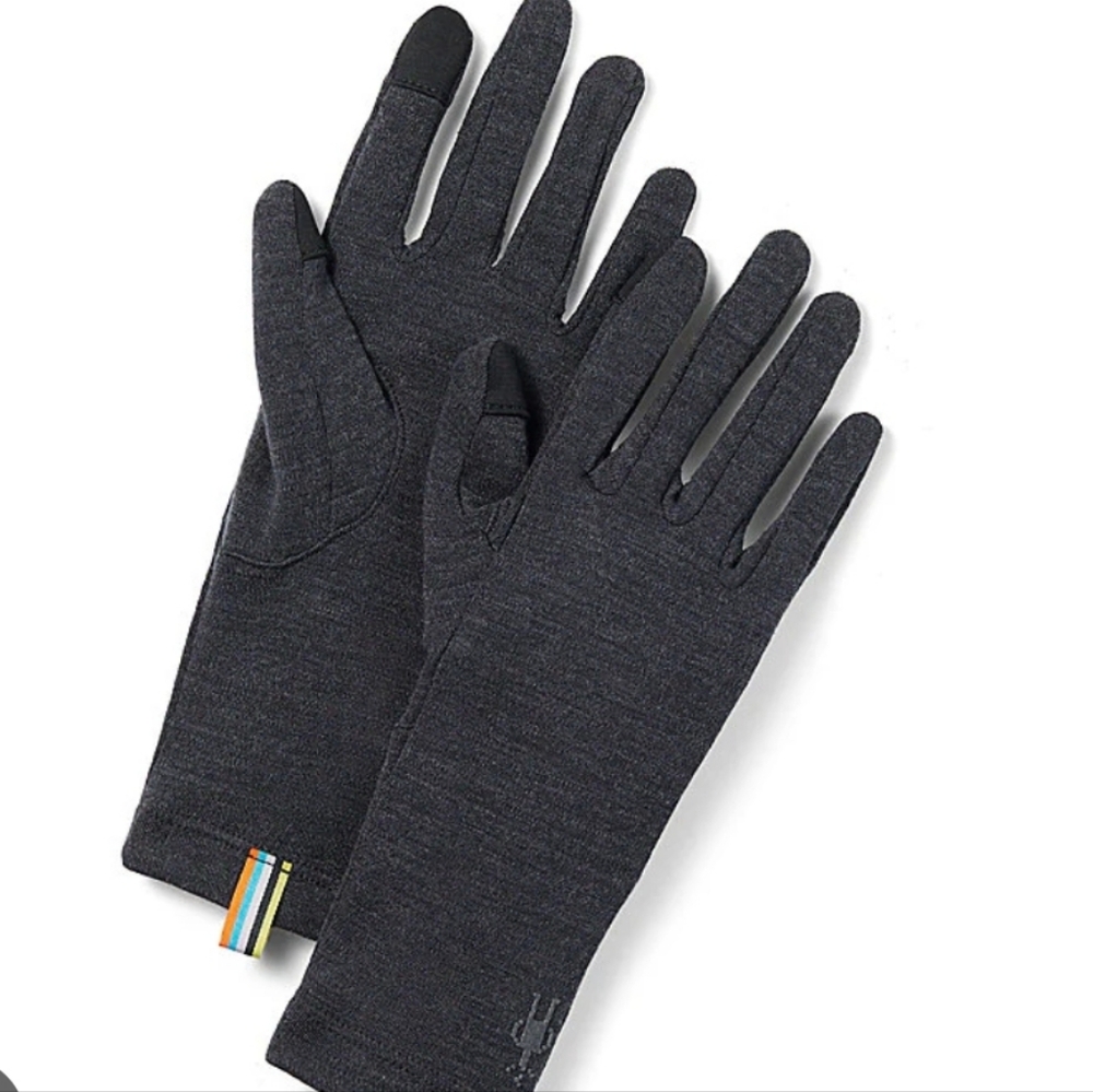 Smartwool Hat & Gloves. - Picture 4 of 9